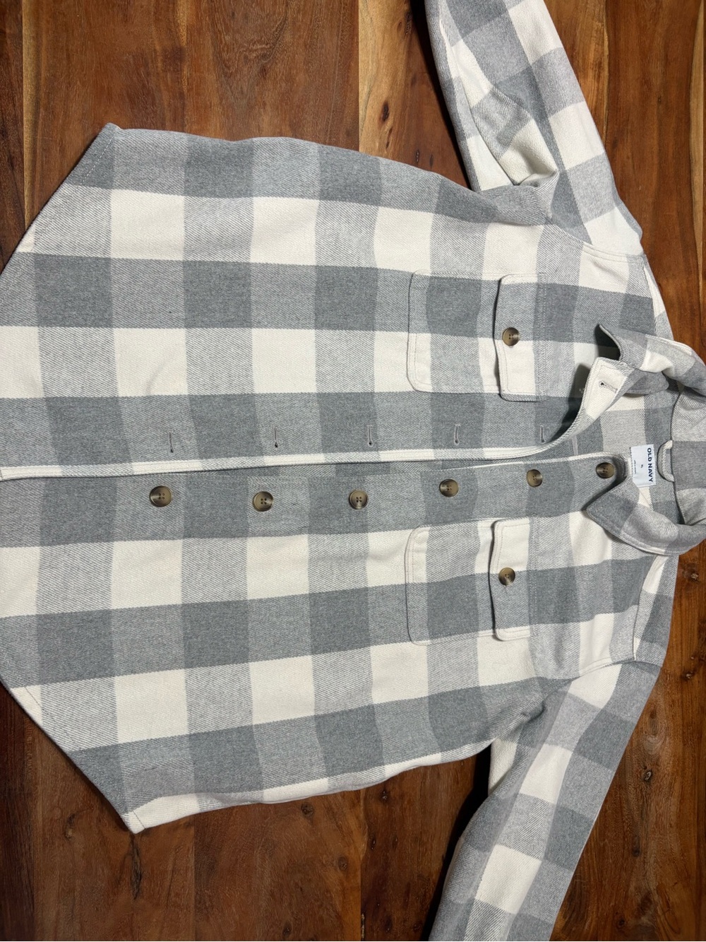 Old Navy Grey and White Plaid Button-Up Shirt Jacket - Thick Flannel Oversized